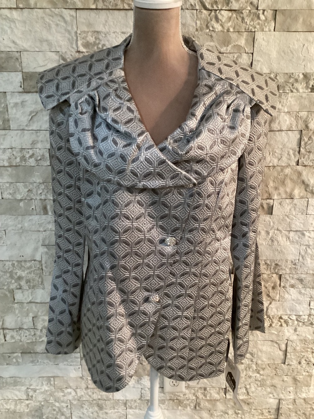 Sundays by Nubiano jacket (NWT)